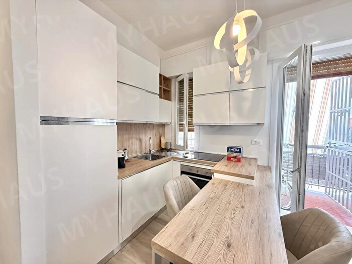 Appartamento bilocale in vendita in Viale Andrea Mantegna, Cesenatico