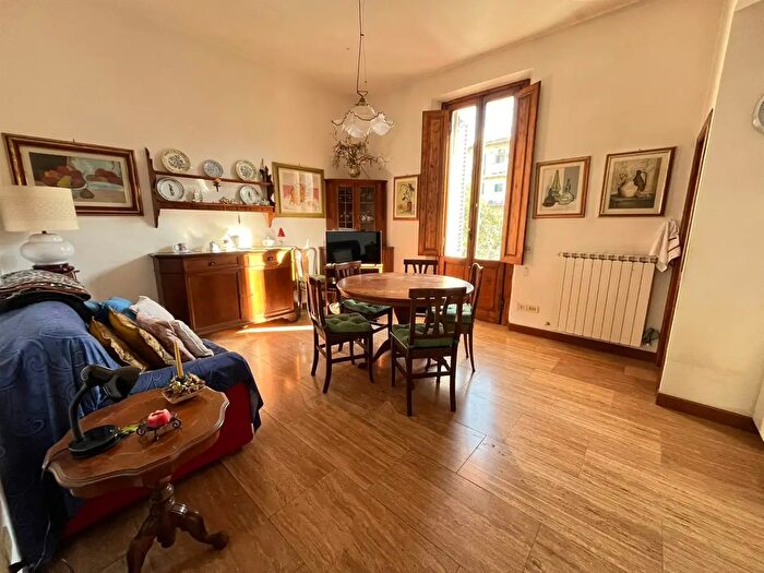 Appartamento bilocale in vendita in Via Petrella, Firenze