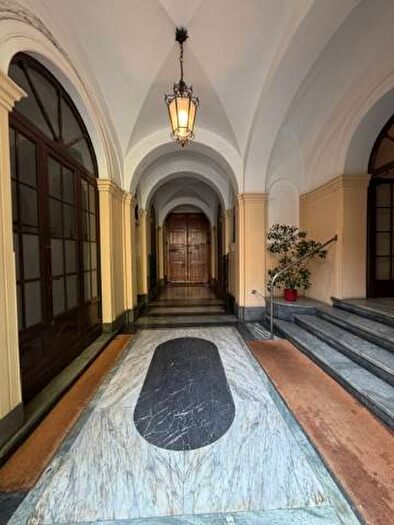 Appartamento bilocale in affitto in Via Mario Giuriati, Plebisciti Susa, Milano