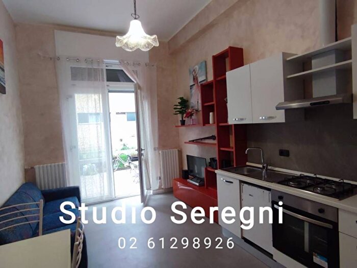 Appartamento trilocale in affitto in Via Giuseppe Rovani, Rondò Torretta, Sesto San Giovanni