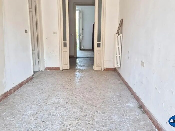 Casa con 19 locali in vendita in Eonardo da Vinci, Viareggio