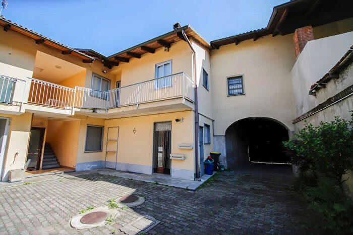 Appartamento quadrilocale in vendita in Via Magenta, Montanaro