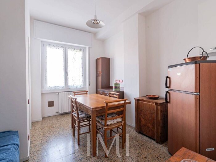 Appartamento trilocale in affitto in Via Giosuè Borsi, Navigli Darsena, Milano