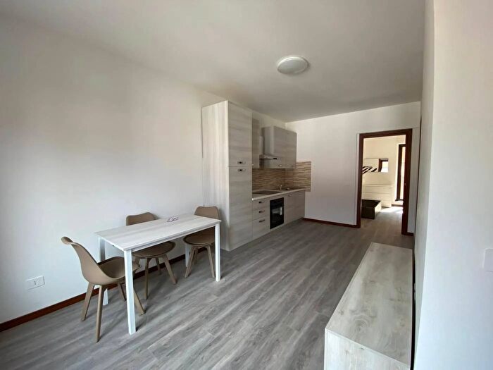 Appartamento bilocale in vendita in Via Antonio Fogazzaro Barlassina, Barlassina