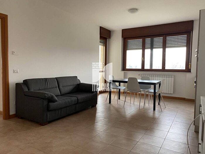 Appartamento trilocale in affitto in Cittadella Colle Aperto, Mantova