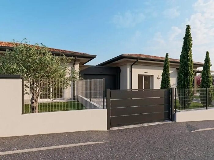 Case in Vendita e in Affitto - 3