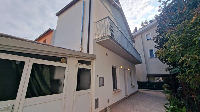 Casa quadrilocale in vendita in Via Irma Bandiera, Cattolica