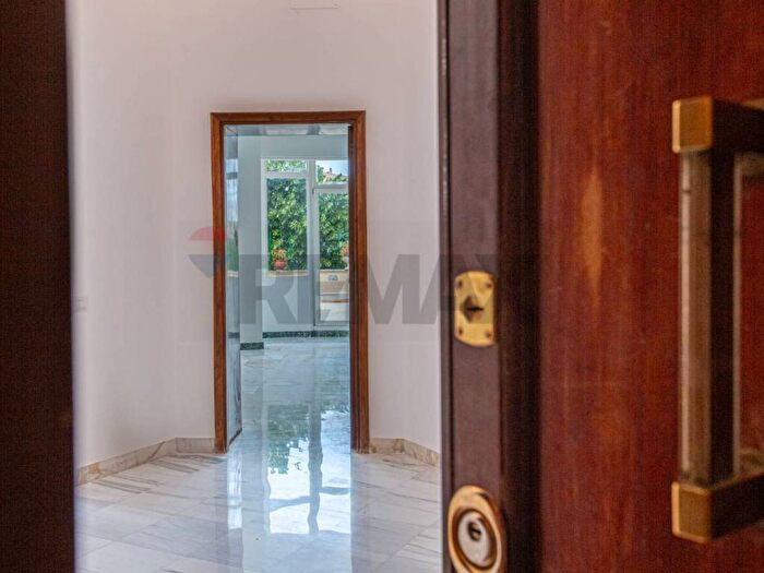 Appartamento trilocale in affitto in Via Aventina, San Saba Caracalla, Roma