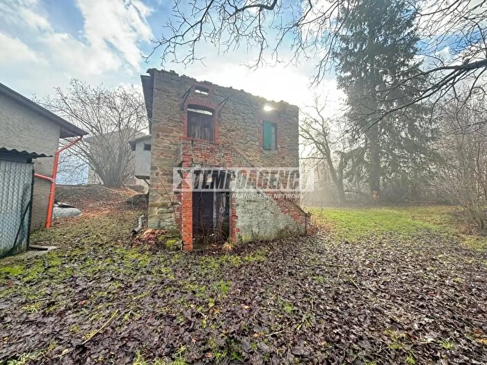 Casa bilocale in vendita in Via Pangone Rustico, Lama Mocogno