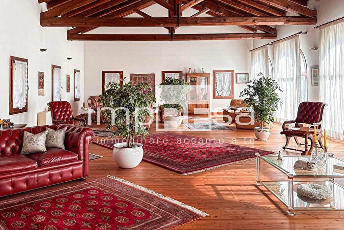 Casa quadrilocale in vendita in Via Runco Ovest, Meduna Di Livenza