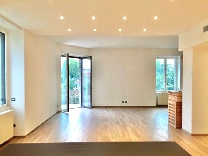 Appartamento quadrilocale in affitto in Piazza Leonardo da Vinci, Città Studi, Milano