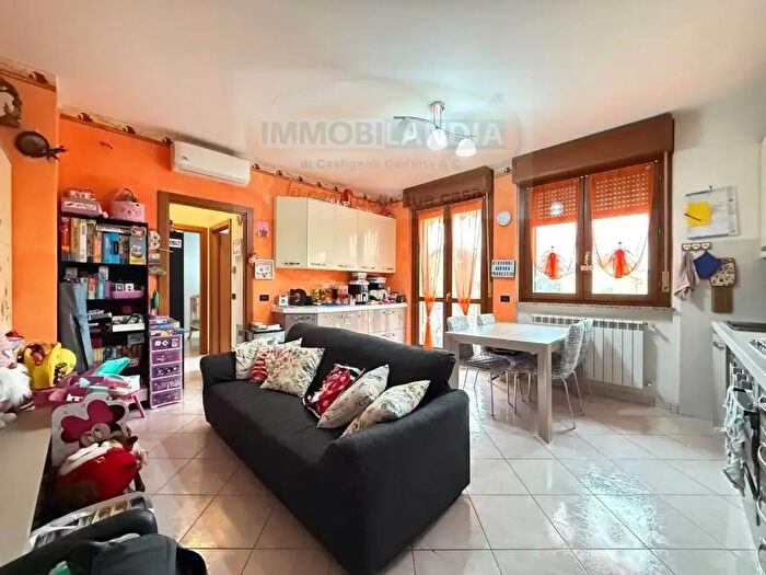 Appartamento bilocale in vendita in Via Cassanello, Zelo Buon Persico