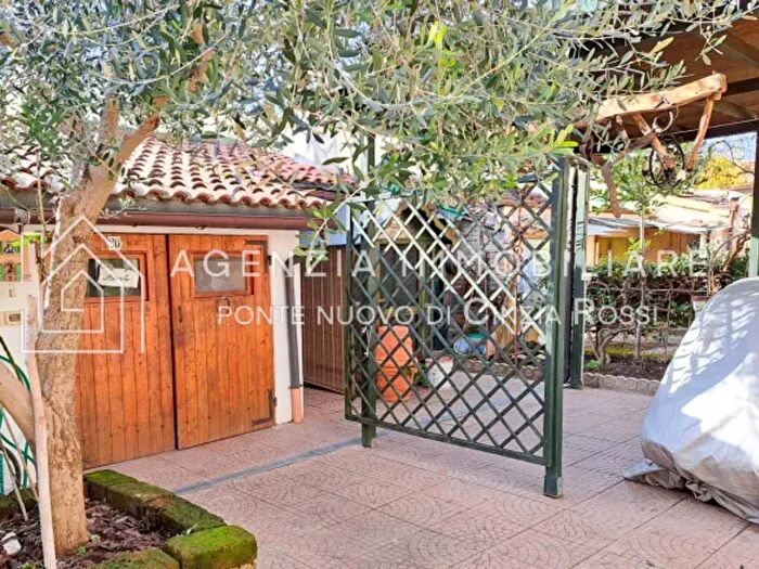 Casa quadrilocale in vendita in Ravenna