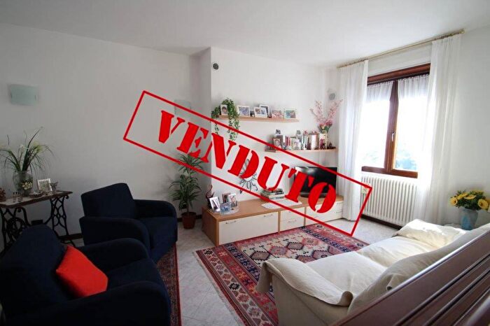 Appartamento trilocale in vendita in Via Montani, Sorico