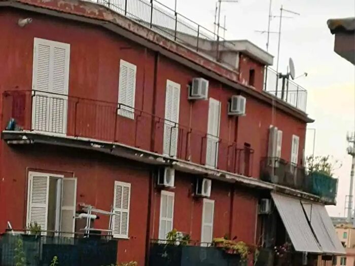 Appartamento trilocale in vendita in Via Rocco Pagliara, Roma