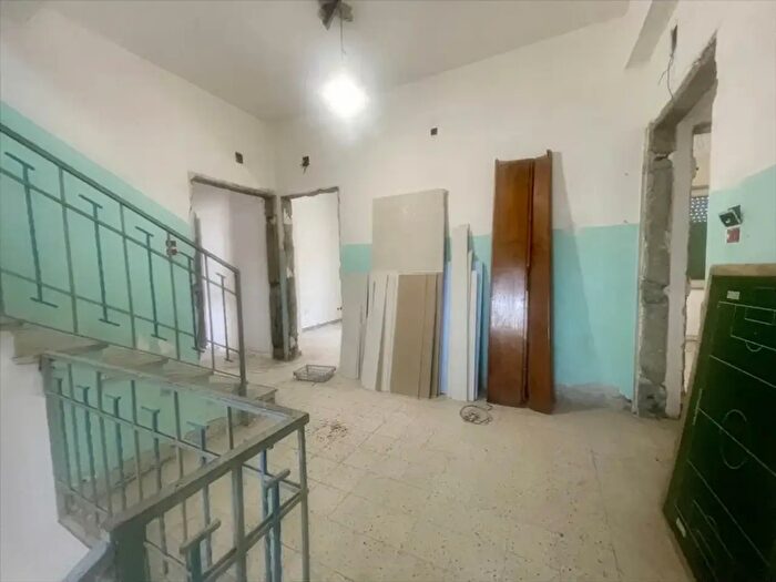 Appartamento con 10 locali in vendita in Via San Sperato, Reggio di Calabria