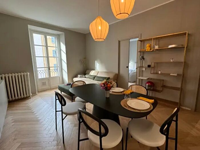 Appartamento trilocale in affitto in Via San Marco, Milano