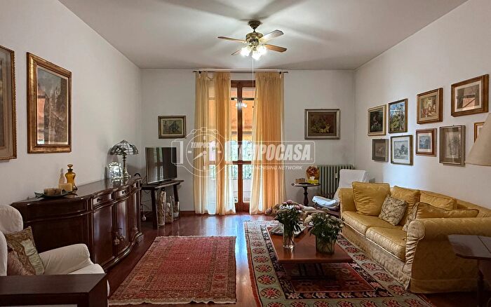 Appartamento trilocale in vendita in Viale Libertà B, Monza