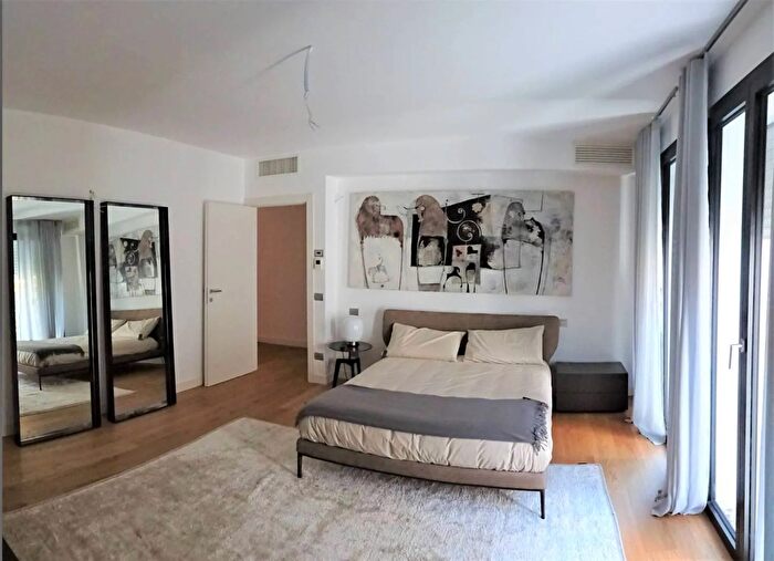 Appartamento quadrilocale in vendita in Via Monte Ortigara, Bergamo