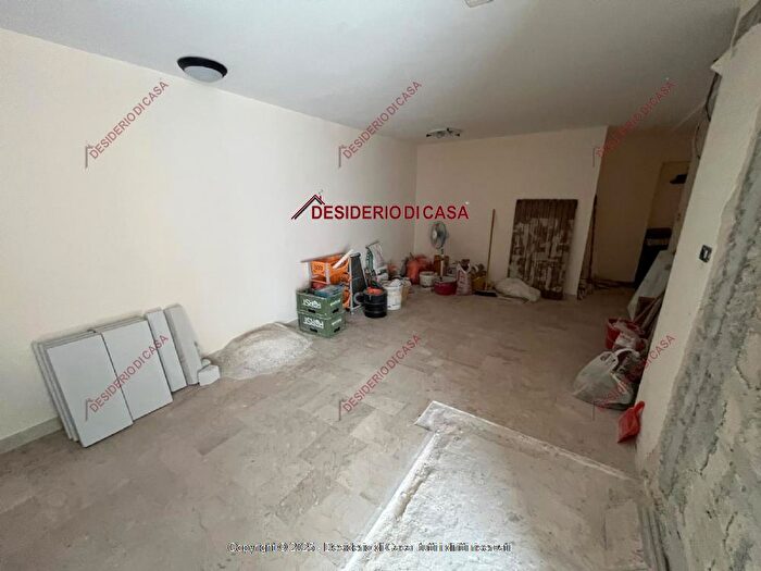 Appartamento trilocale in vendita in Via Polara Palermo Pa Italia, Palermo