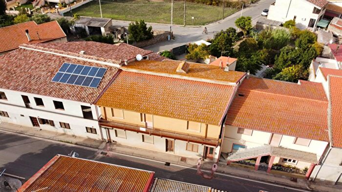 Appartamento con 5 locali in vendita in Villaperuccio