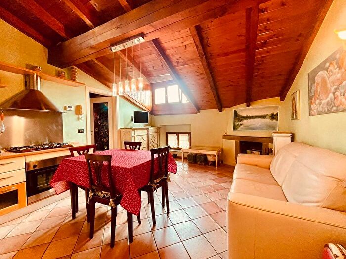 Appartamento bilocale in affitto in Piazza Santa Anna, Borgo Palazzo, Bergamo
