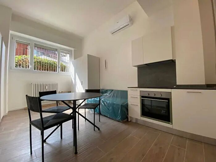 Appartamento monolocale in affitto in Via Lorenzo Valla, Milano