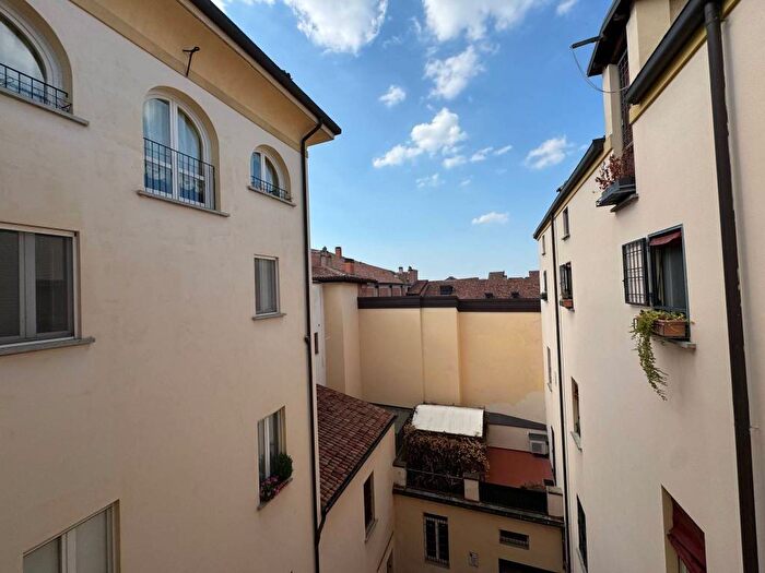Appartamento bilocale in affitto in Via San Giorgio, Centro Storico, Bologna