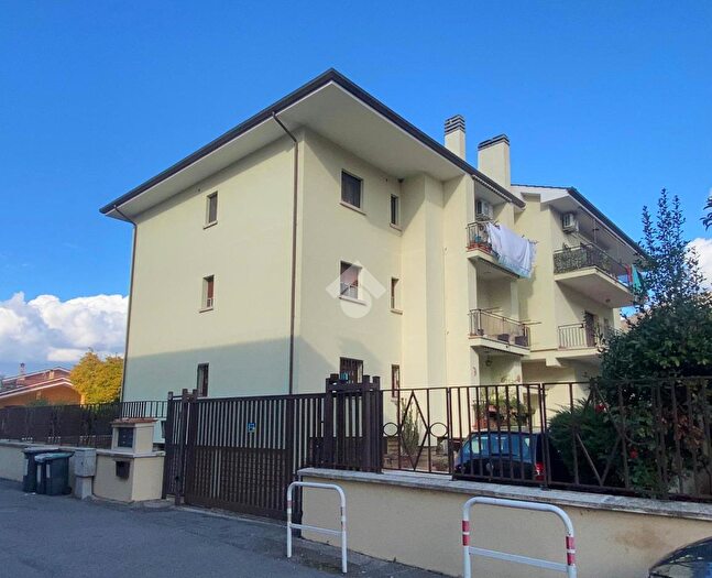 Appartamento quadrilocale in vendita in Via Croce, Palestrina