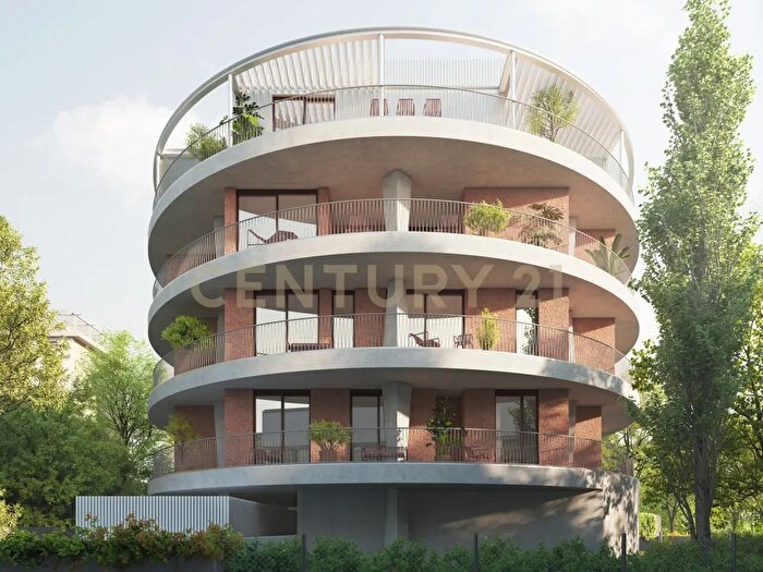 Appartamento con 5 locali in vendita in Via Lorenzo Lotto, Treviso