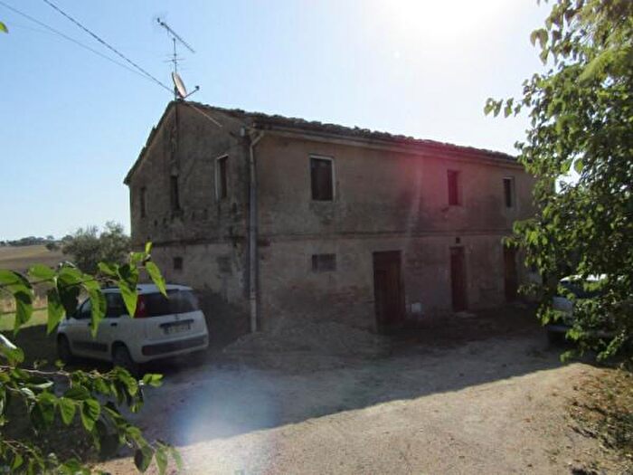 Casa con 5 locali in vendita in Via Montelatiere, San Marcello