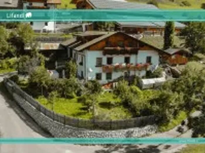 Casa con 6 locali in vendita in Niederpflanzstraße, Campo Di Trens