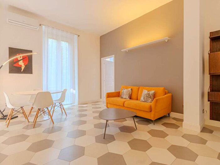 Appartamento bilocale in affitto in Viale Stelvio, Farini, Milano