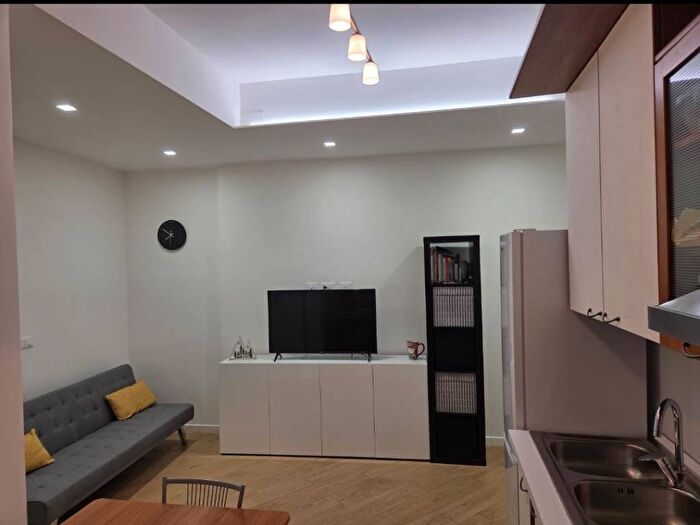 Appartamento trilocale in affitto in Via Vacuna, Pietralata, Roma