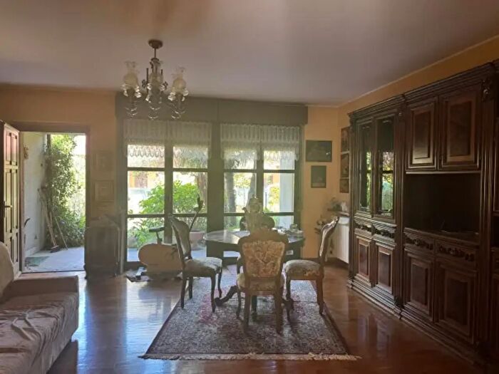 Casa quadrilocale in vendita in Via Carlo Porta, Casorezzo