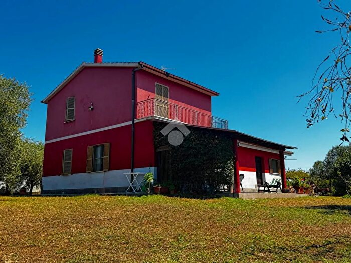 Casa con 5 locali in vendita in Via Casale di Tragliatella, Anguillara Sabazia