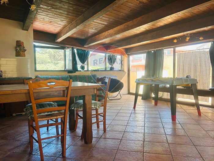 Casa con 13 locali in vendita in Via Marzabotto, Ragusa