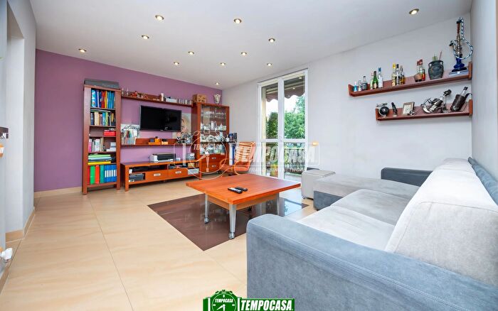 Appartamento trilocale in vendita in Via Bergamo Vicolo, Capriate San Gervasio