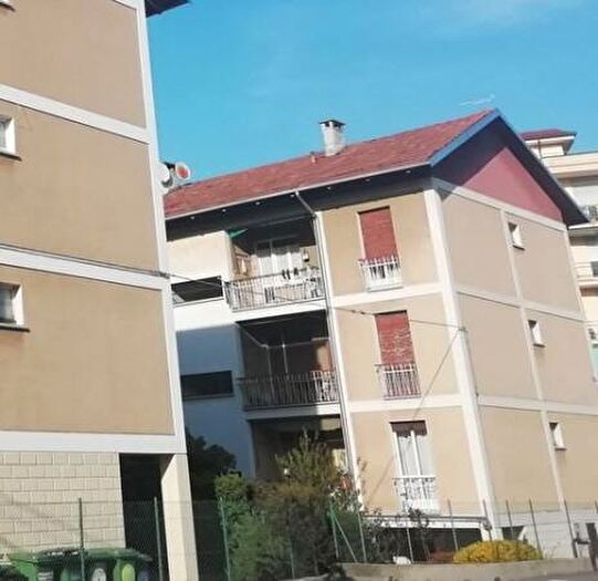 Appartamento trilocale in vendita in Via Monte Nero, Arona