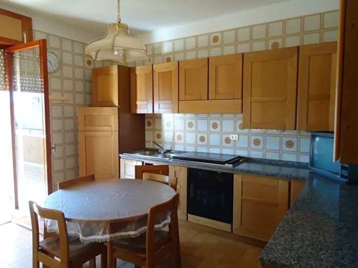 Appartamento con 10 locali in vendita in Grottaglie