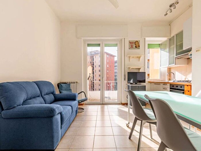 Appartamento bilocale in affitto in Via Desenzano, Gambara, Milano