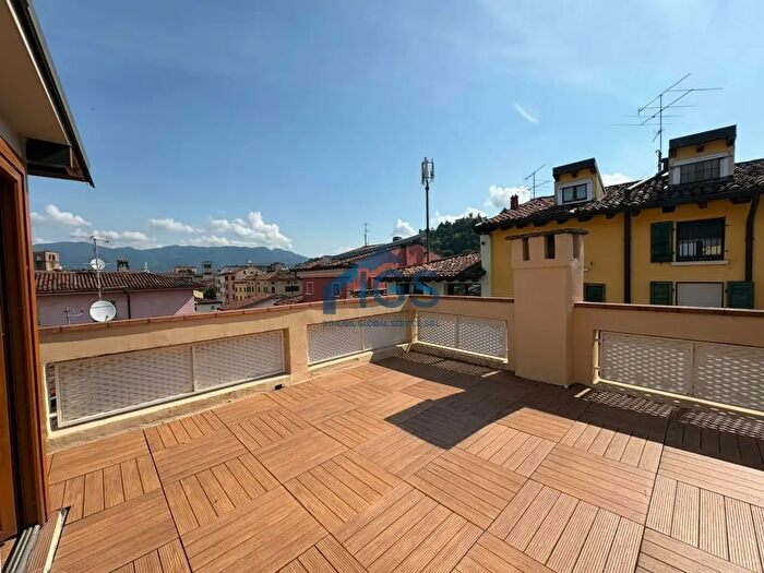 Appartamento monolocale in vendita in Vicolo Rossovera, Brescia