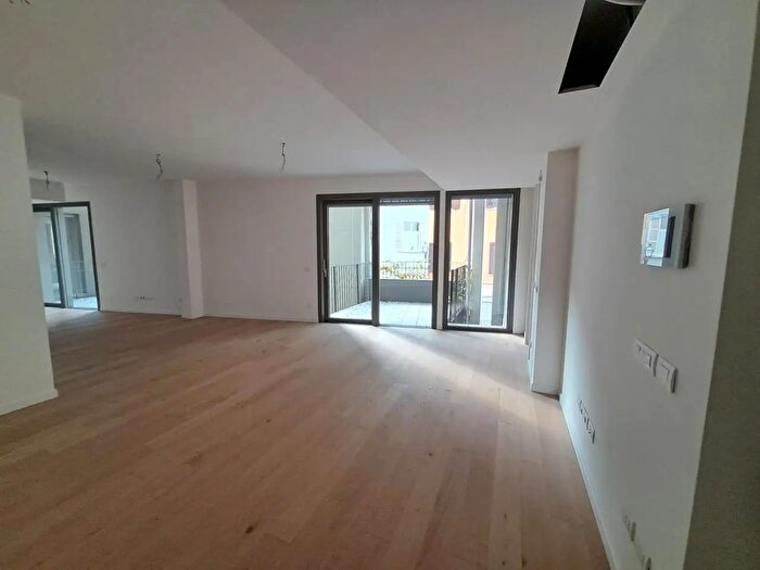 Appartamento trilocale in vendita in Borgo delle Grazie, Parma
