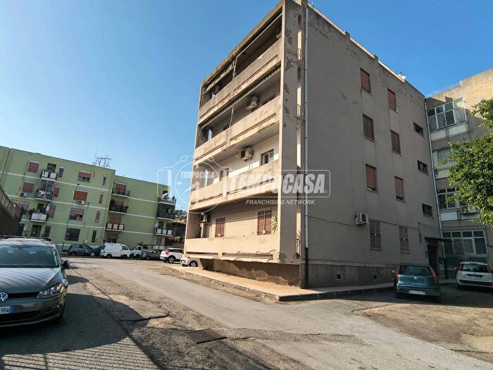 Appartamento trilocale in affitto in Bisconte San Luigi, Messina