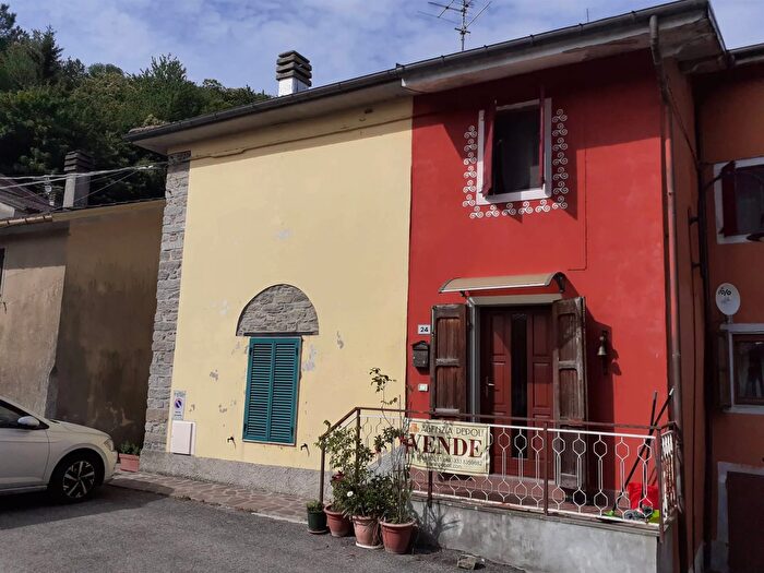 Appartamento trilocale in vendita in Via Lastra Castiglione dei Pepoli, Castiglione Dei Pepoli