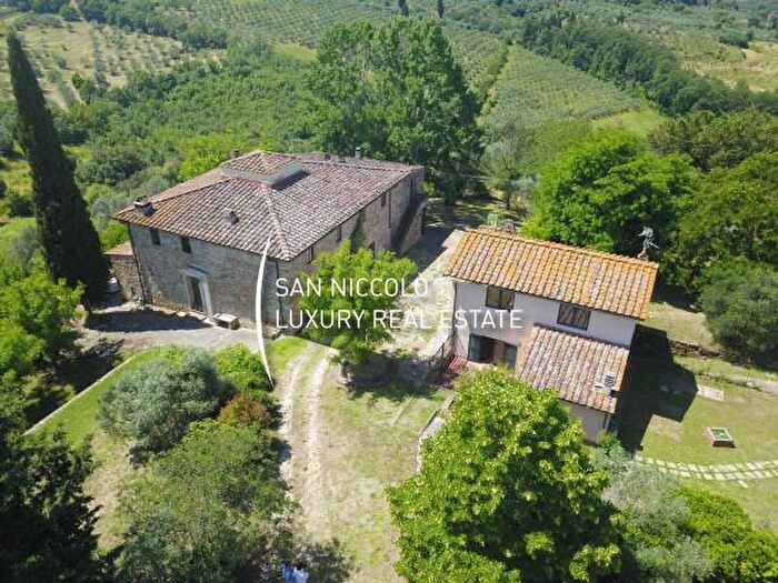 Casa con 6 locali in vendita in Firenze