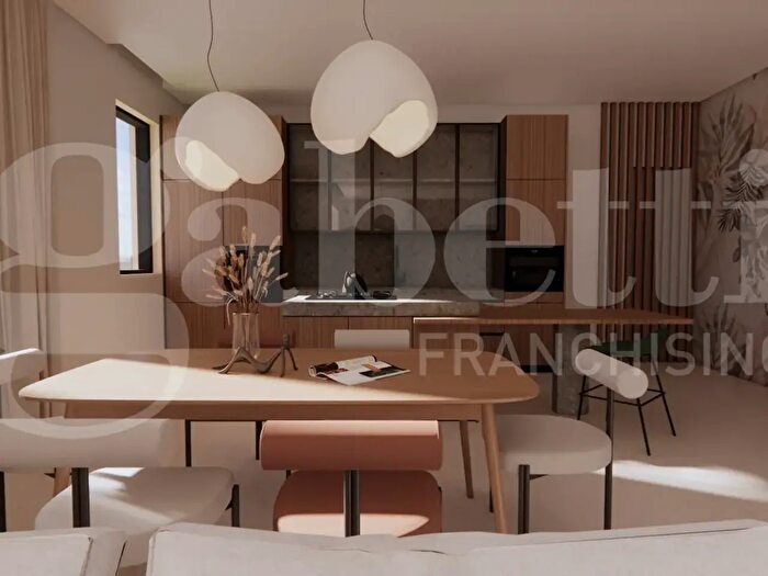 Appartamento trilocale in vendita in Via dei Mille, Villa Literno