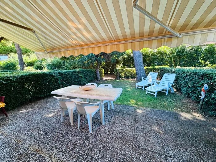 Casa con 6 locali in vendita in Bibbona