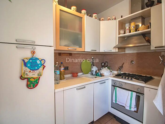 Appartamento trilocale in vendita in Via Antonio Garellla, Prato