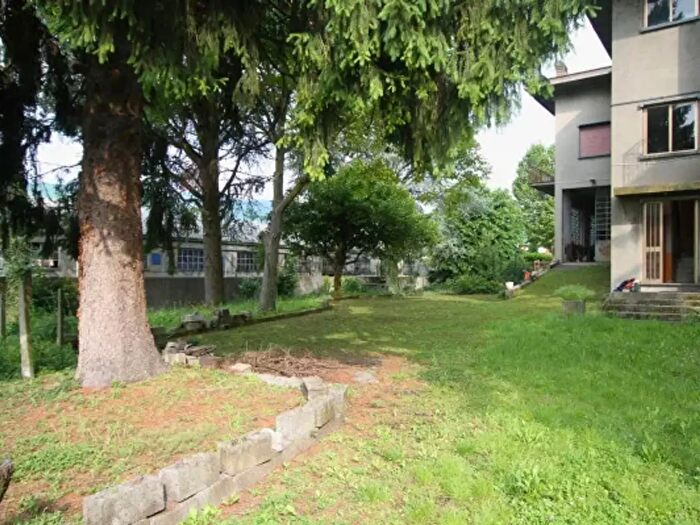 Casa con 6 locali in vendita in Cisano Bergamasco